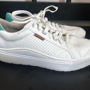 Dr. Scholl's Time Off Max Platform Sneakers Women’s Size 7.5